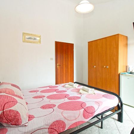 Apartments And Rooms Stoja Pula 1864 מראה חיצוני תמונה