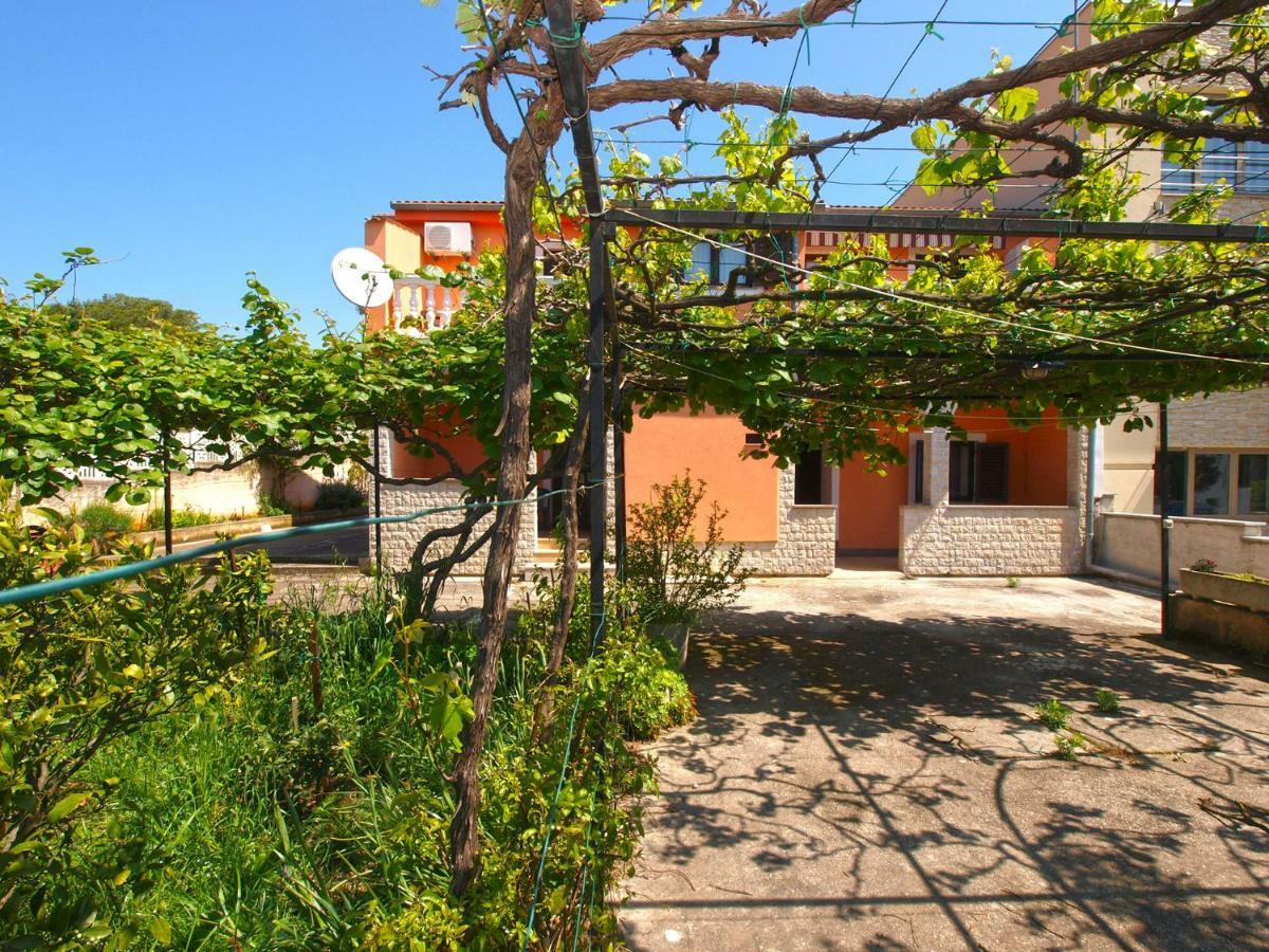 Apartments And Rooms Stoja Pula 1864 מראה חיצוני תמונה