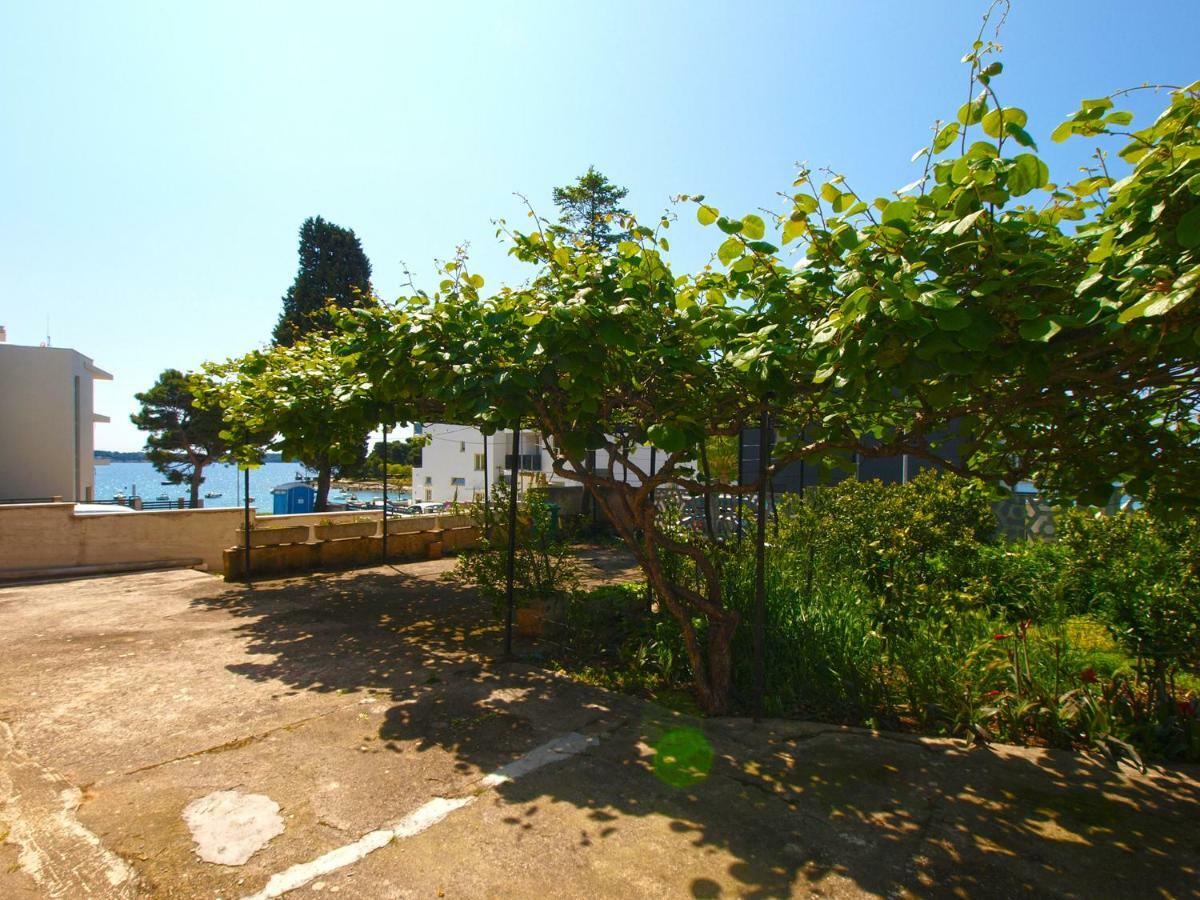 Apartments And Rooms Stoja Pula 1864 מראה חיצוני תמונה